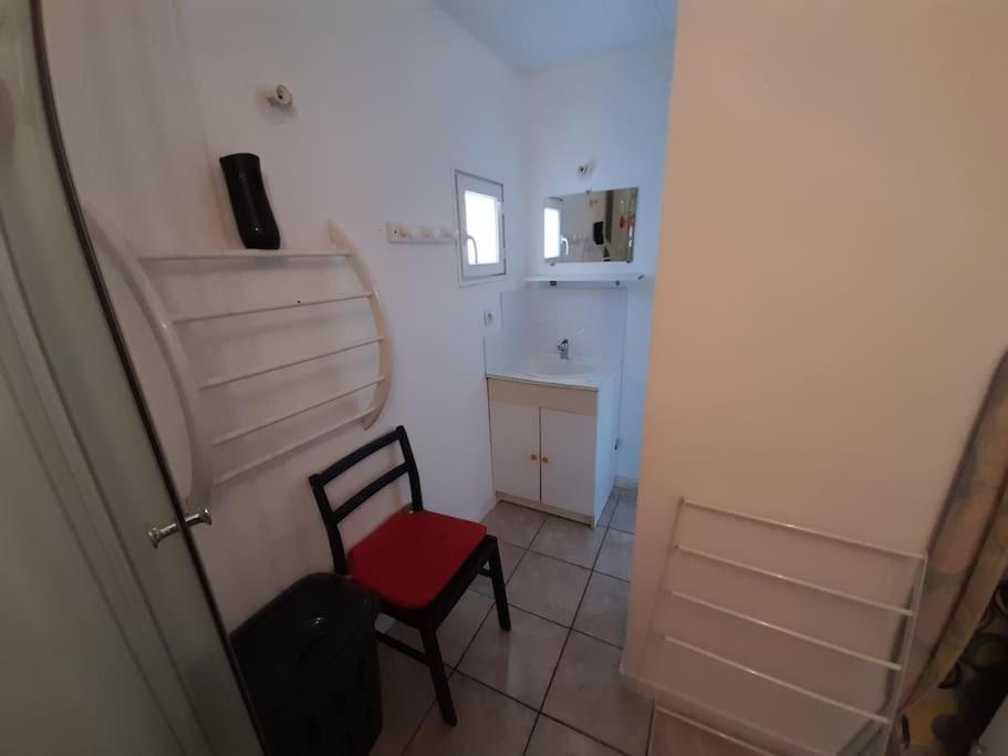 Maisonnee Avec Une Chambre Saint-Michel-en-l'Herm Bagian luar foto